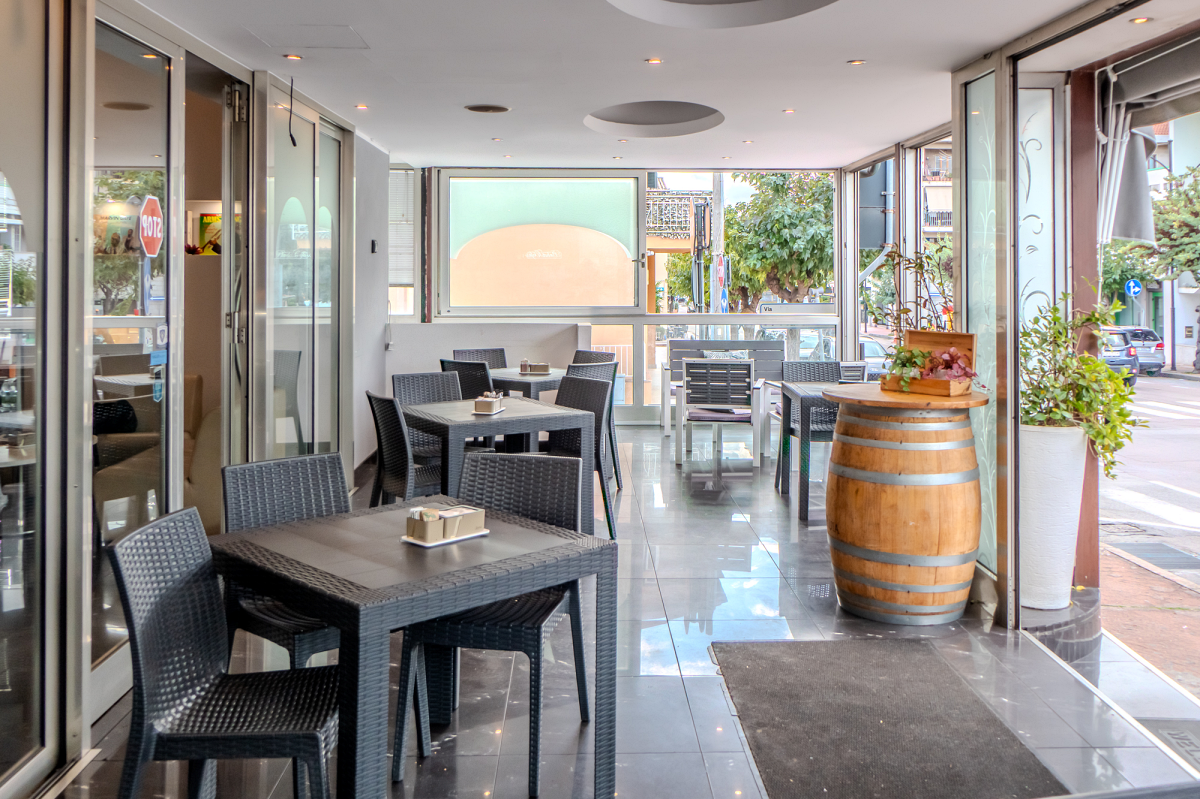 Bar-Pizzeria-04-Planet-Cafe-Olbia